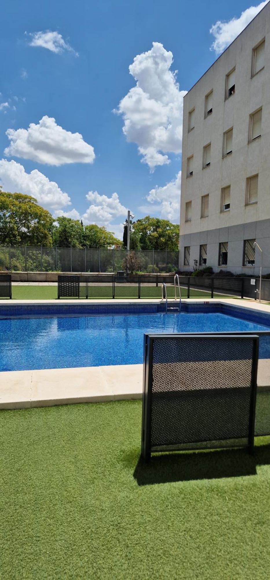 Apartment With Free Parking And Pool Bormujos Exterior photo